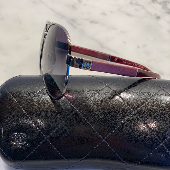 Chanel Aviator Polarized Sunglasses main image 3